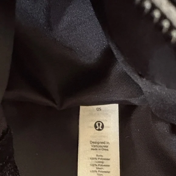 lululemon athletica Quilted Black Travel Bag - Picture 2 of 4